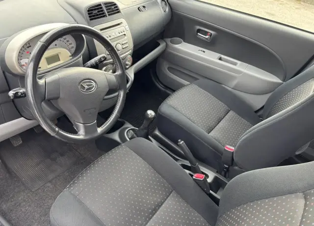 DAIHATSU Sirion 1.3