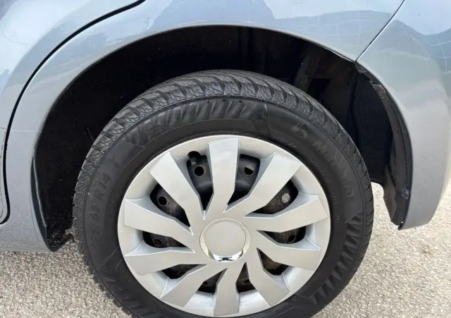 DAIHATSU Sirion 1.3