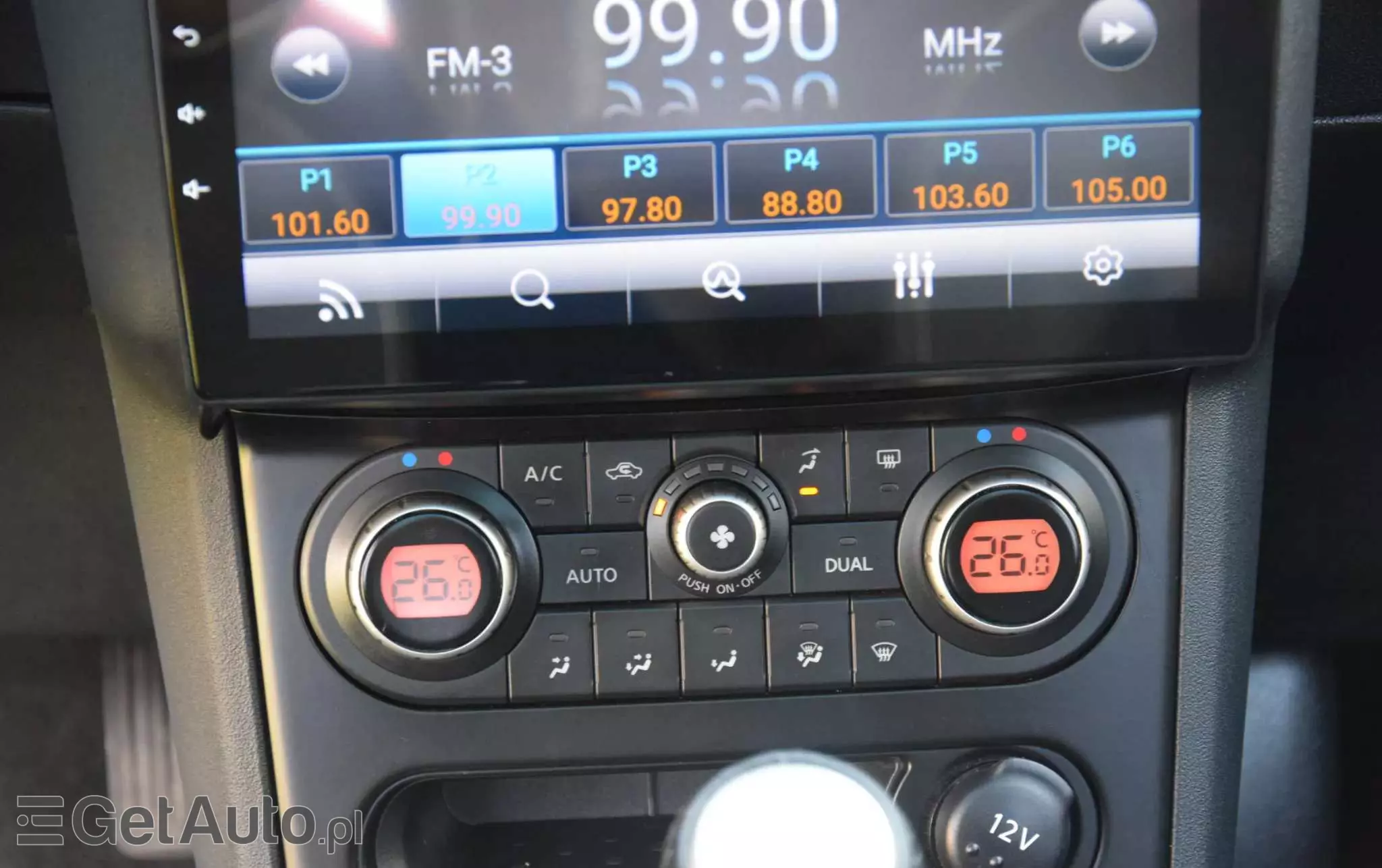 NISSAN Qashqai+2 2.0 dCi Acenta