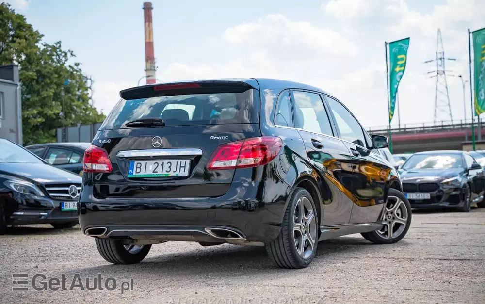 MERCEDES-BENZ Klasa B 250 4-Matic