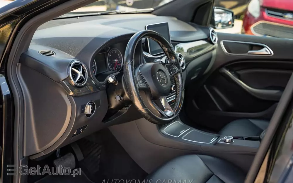 MERCEDES-BENZ Klasa B 250 4-Matic