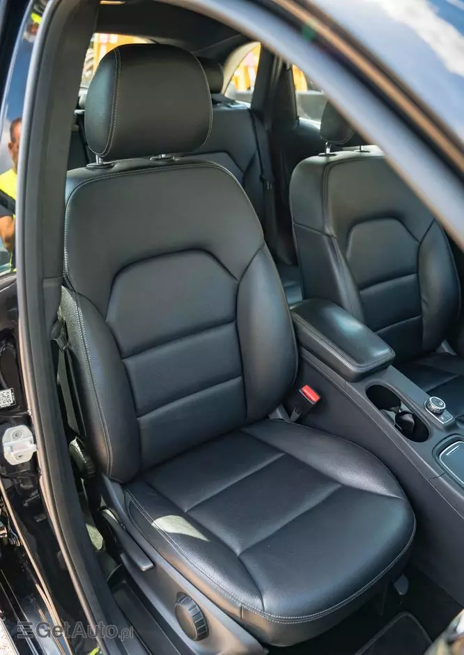 MERCEDES-BENZ Klasa B 250 4-Matic