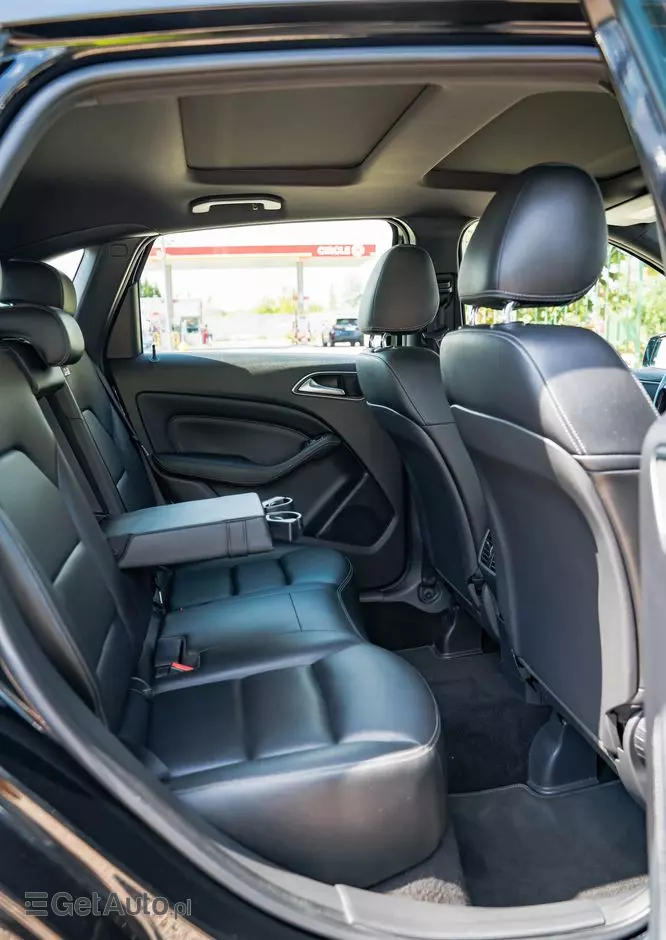 MERCEDES-BENZ Klasa B 250 4-Matic