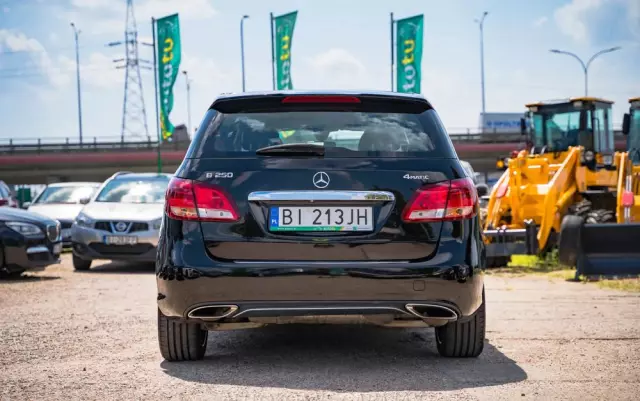 MERCEDES-BENZ Klasa B 250 4-Matic