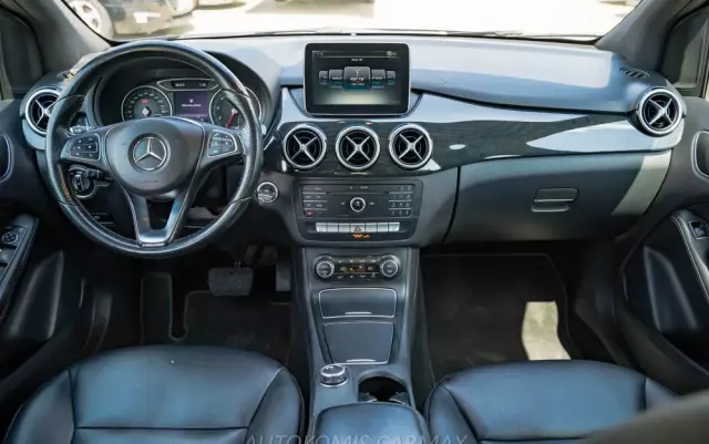 MERCEDES-BENZ Klasa B 250 4-Matic