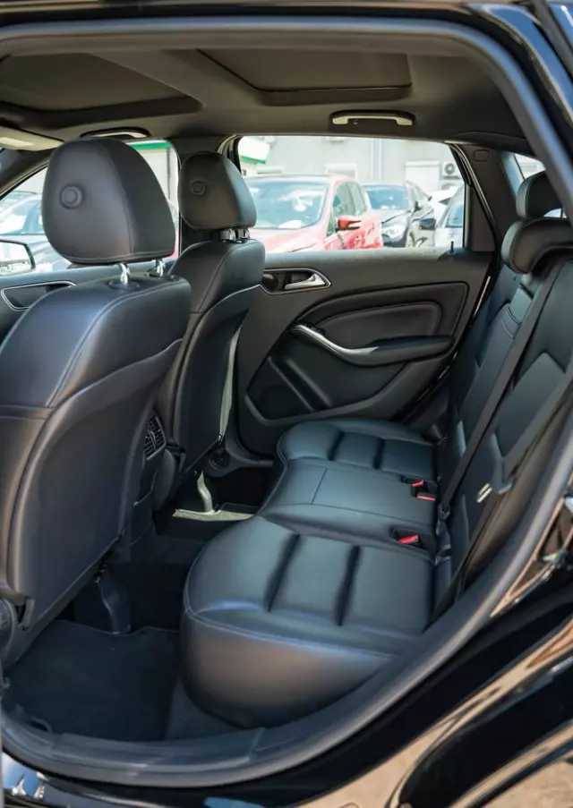 MERCEDES-BENZ Klasa B 250 4-Matic