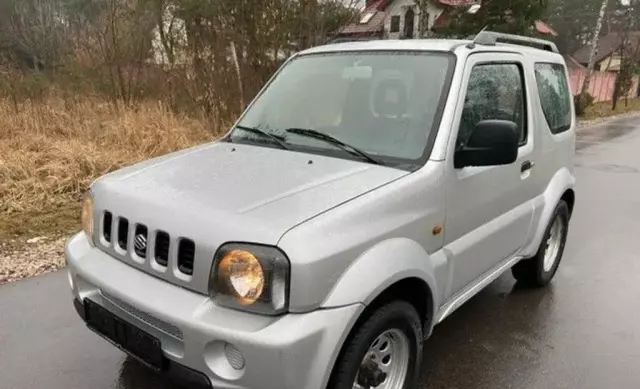 SUZUKI Jimny 