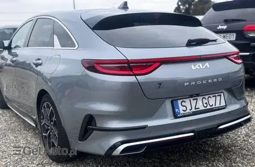 KIA Proceed 