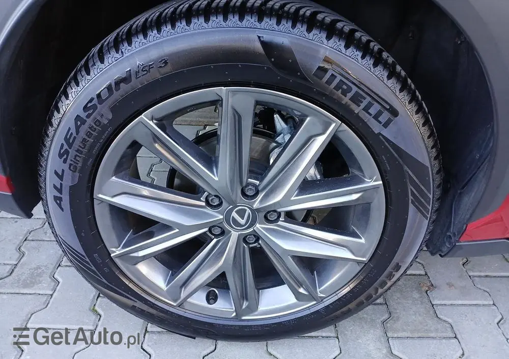 LEXUS LBX 1.5 Hybrid Elegant