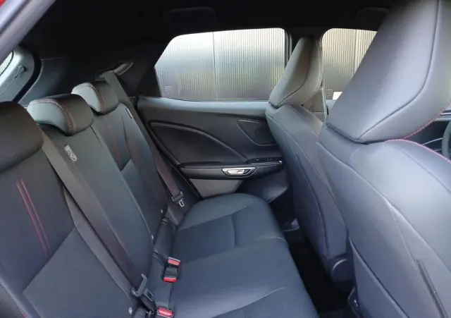 LEXUS LBX 1.5 Hybrid Elegant