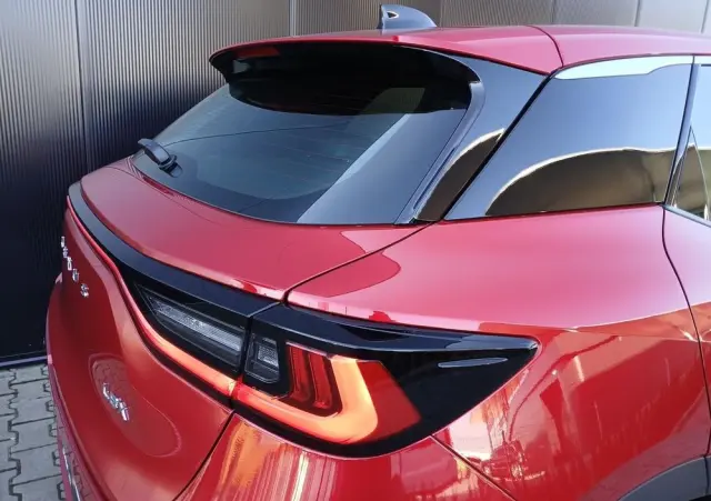 LEXUS LBX 1.5 Hybrid Elegant