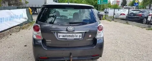 TOYOTA Verso 