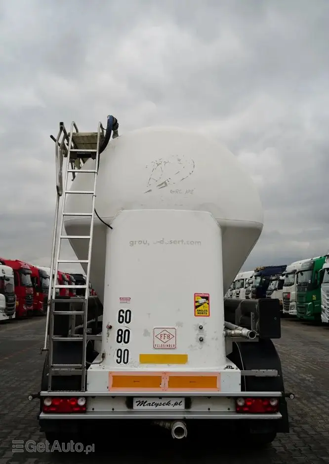 FELDBINDER CEMENTONACZEPA / 2 KOMORY / 37 000 L / SILOS / DO MATERIAŁÓW SYPKICH  / ALUFELGI 