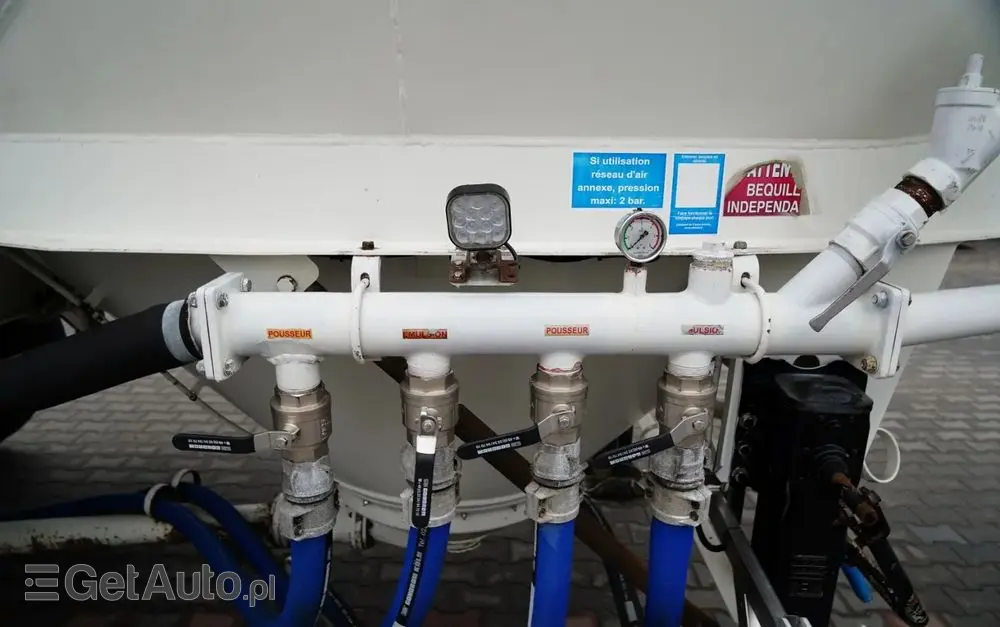FELDBINDER CEMENTONACZEPA / 2 KOMORY / 37 000 L / SILOS / DO MATERIAŁÓW SYPKICH  / ALUFELGI 