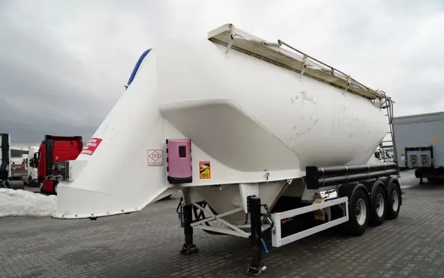 FELDBINDER CEMENTONACZEPA / 2 KOMORY / 37 000 L / SILOS / DO MATERIAŁÓW SYPKICH  / ALUFELGI 