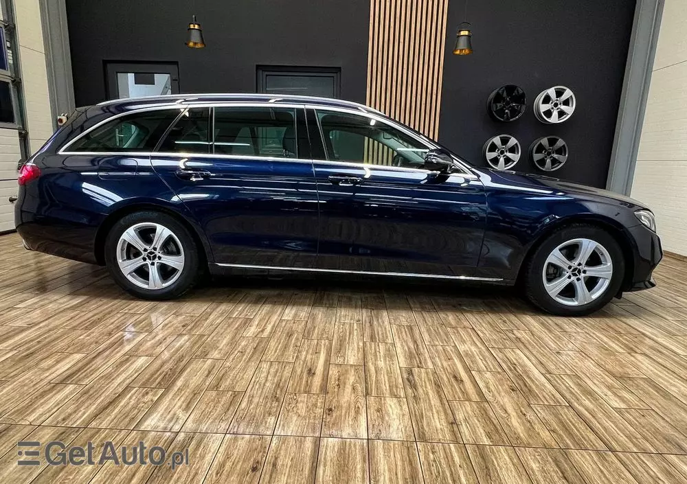 MERCEDES-BENZ Klasa E 220 d