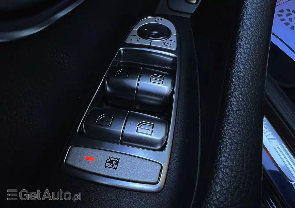 MERCEDES-BENZ Klasa E 220 d