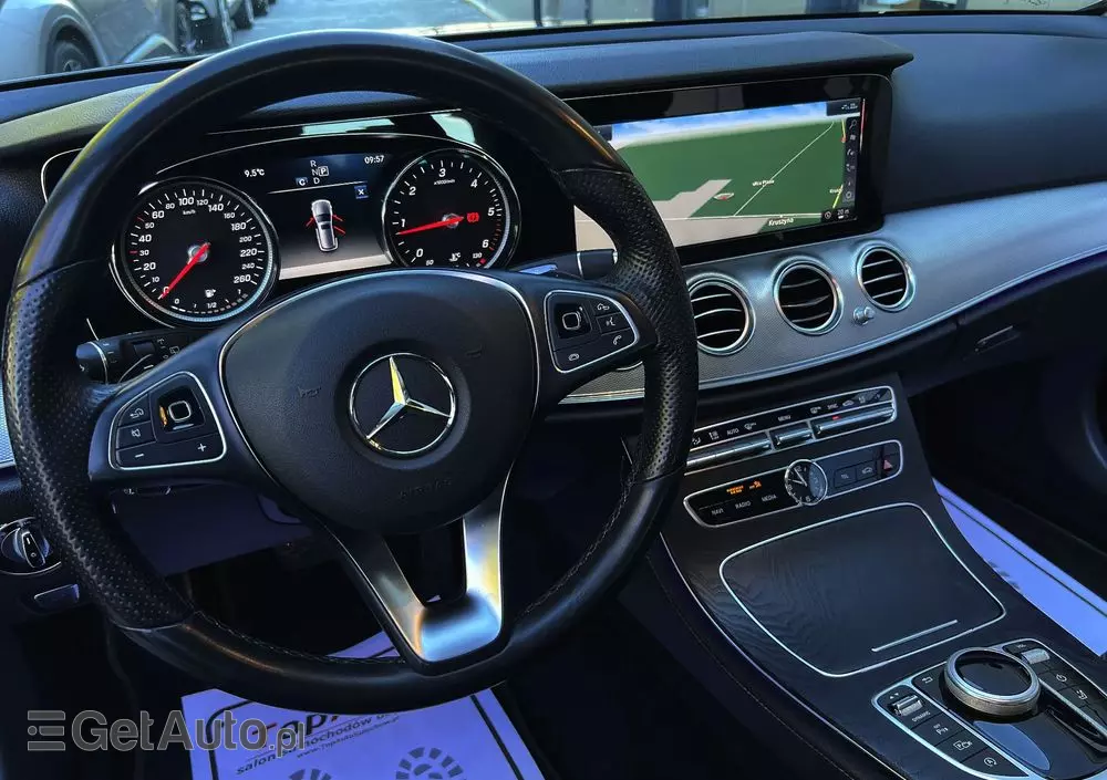 MERCEDES-BENZ Klasa E 220 d