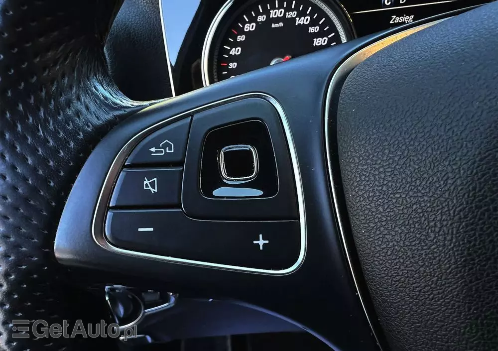 MERCEDES-BENZ Klasa E 220 d