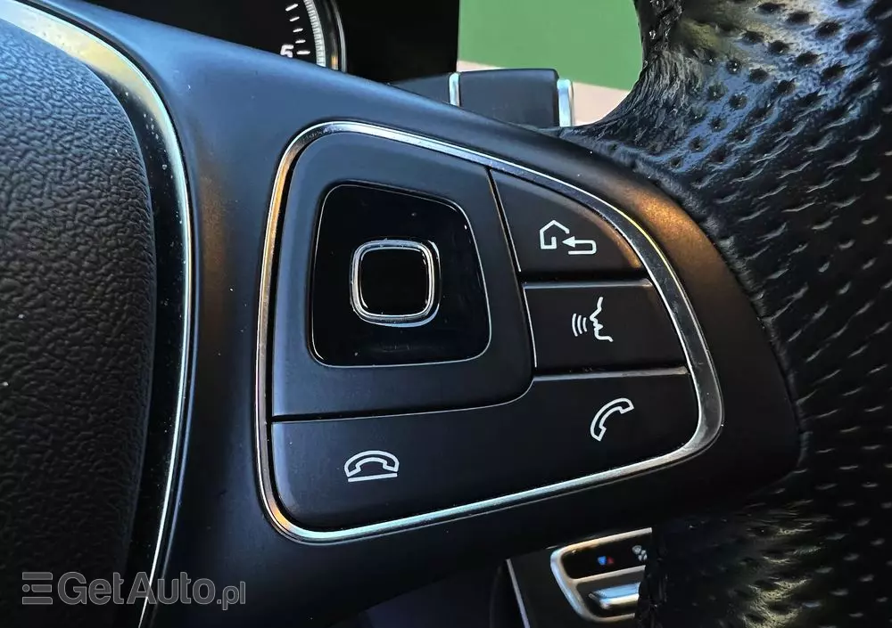 MERCEDES-BENZ Klasa E 220 d