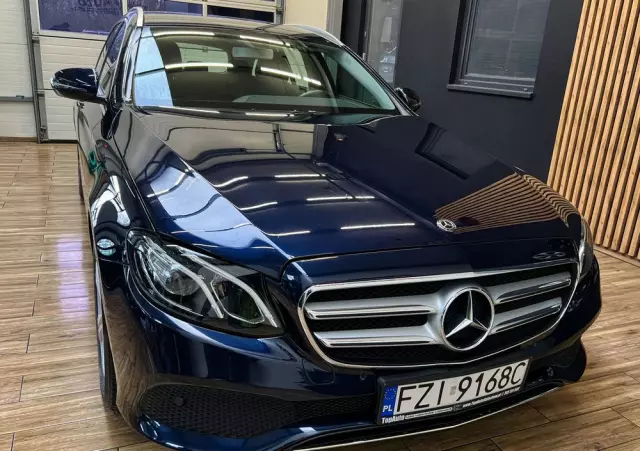 MERCEDES-BENZ Klasa E 220 d