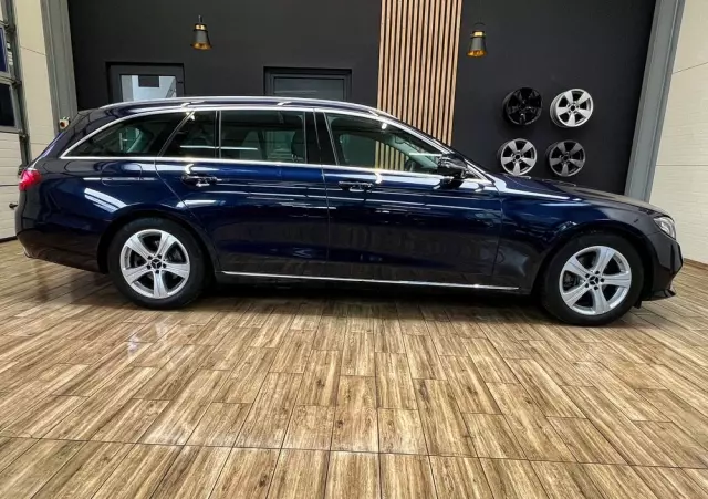 MERCEDES-BENZ Klasa E 220 d