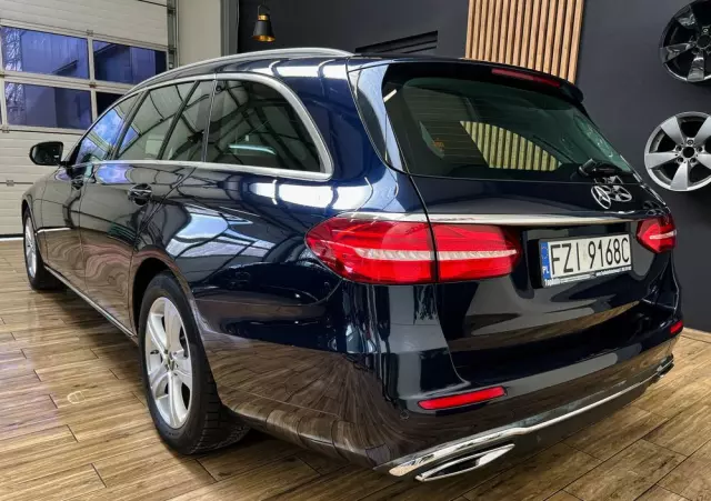 MERCEDES-BENZ Klasa E 220 d