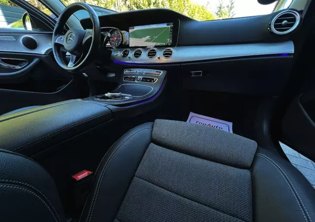 MERCEDES-BENZ Klasa E 220 d