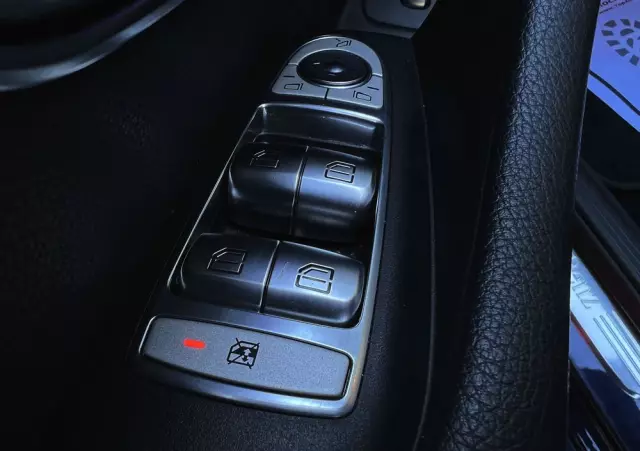 MERCEDES-BENZ Klasa E 220 d