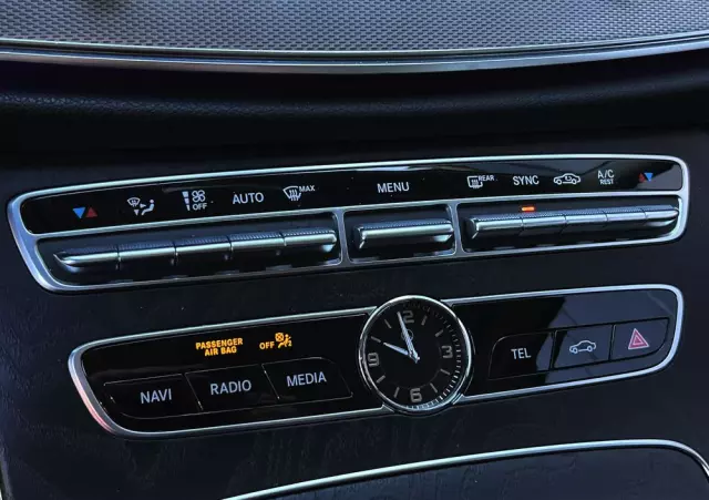 MERCEDES-BENZ Klasa E 220 d