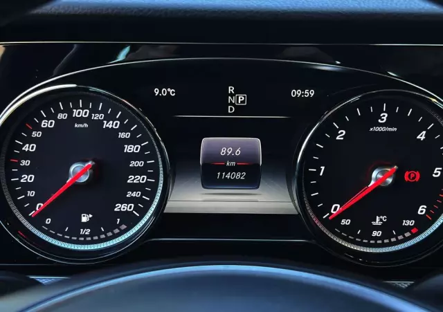 MERCEDES-BENZ Klasa E 220 d