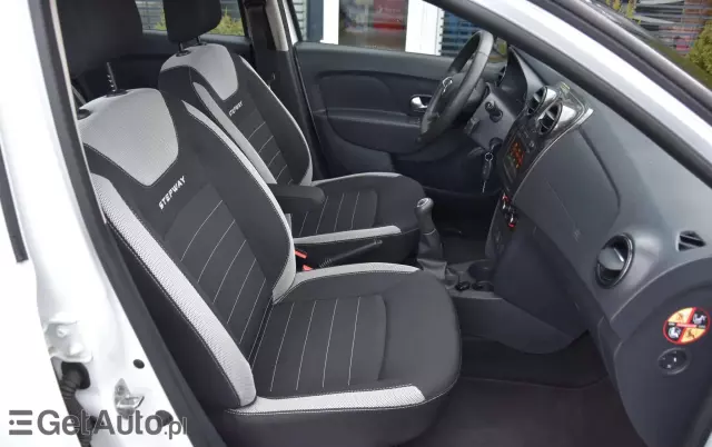 DACIA Sandero Stepway TCe 90 Prestige