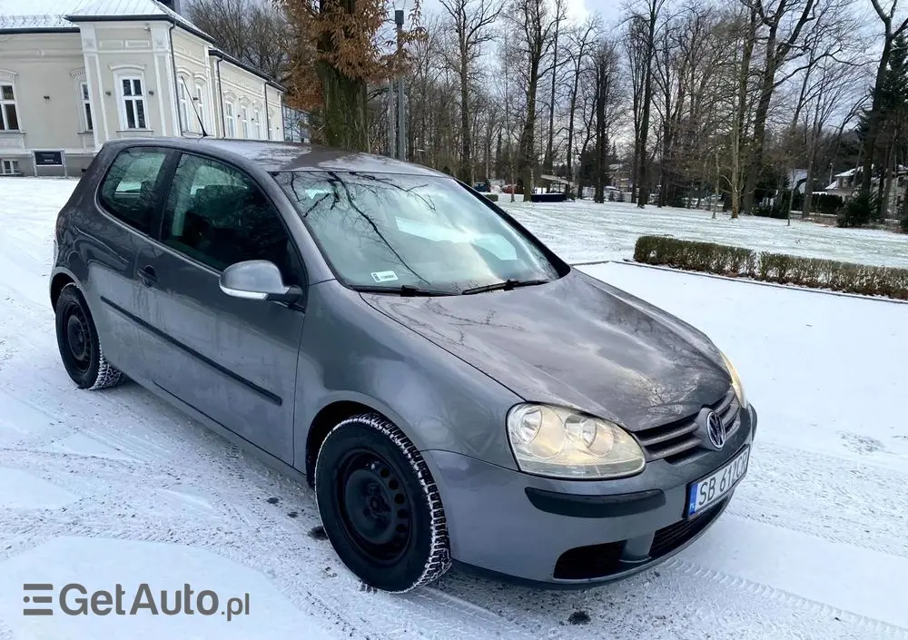 VOLKSWAGEN Golf 1.9 TDI Trendline DSG
