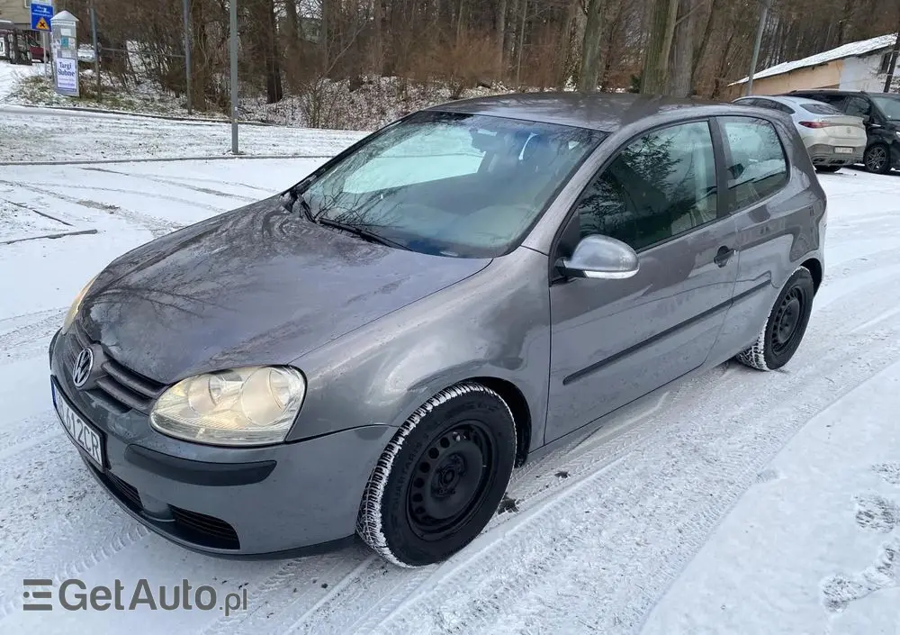 VOLKSWAGEN Golf 1.9 TDI Trendline DSG