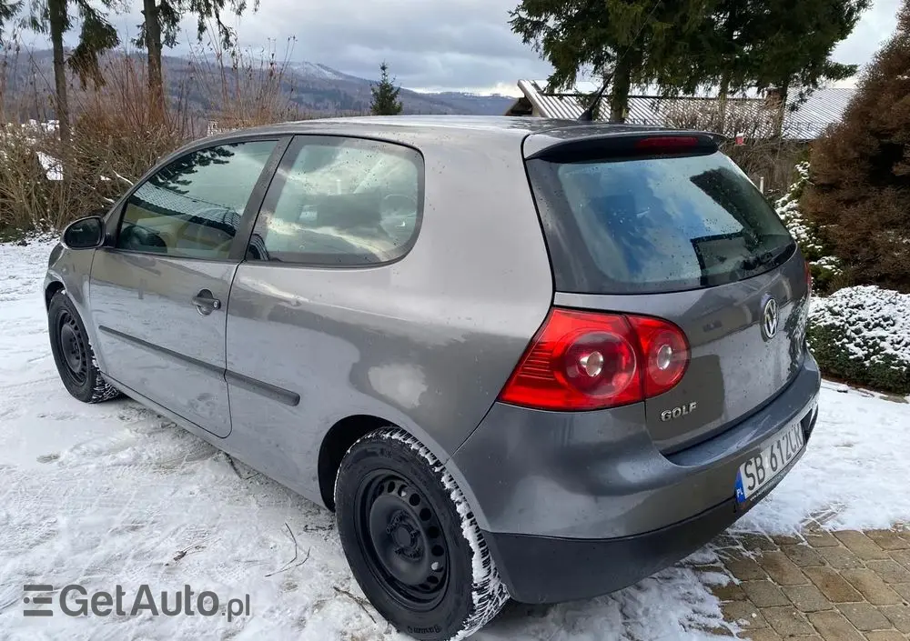 VOLKSWAGEN Golf 1.9 TDI Trendline DSG