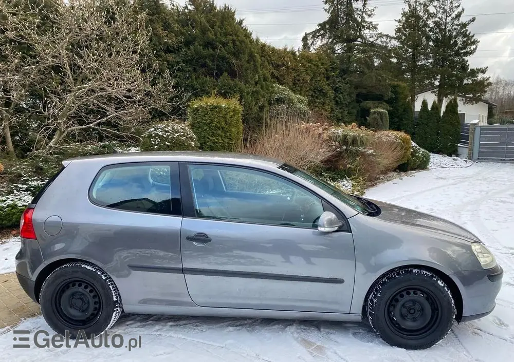 VOLKSWAGEN Golf 1.9 TDI Trendline DSG