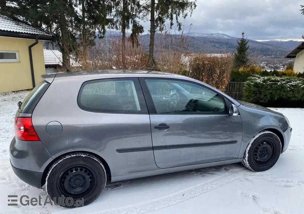 VOLKSWAGEN Golf 1.9 TDI Trendline DSG