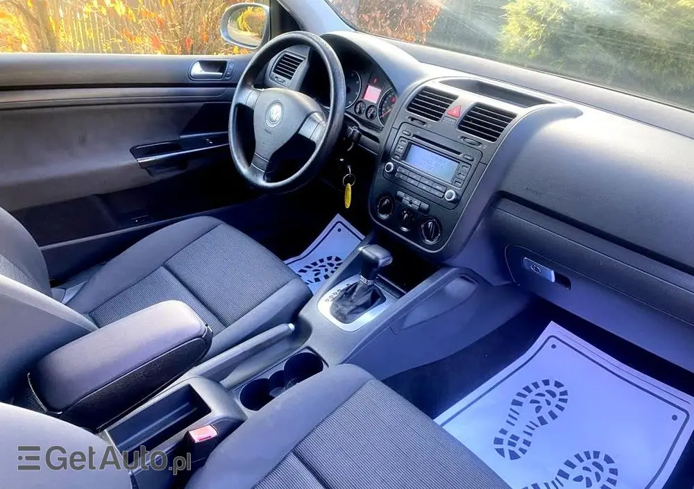 VOLKSWAGEN Golf 1.9 TDI Trendline DSG