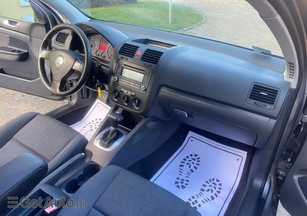 VOLKSWAGEN Golf 1.9 TDI Trendline DSG