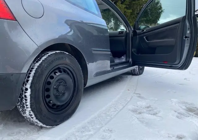 VOLKSWAGEN Golf 1.9 TDI Trendline DSG