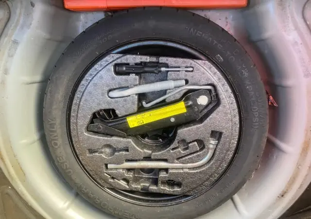 VOLKSWAGEN Golf 1.9 TDI Trendline DSG