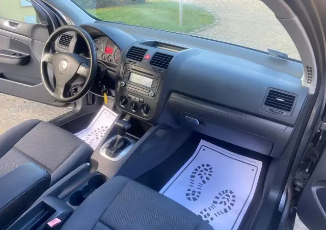 VOLKSWAGEN Golf 1.9 TDI Trendline DSG