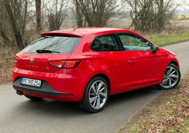 SEAT Leon SC 2.0 TDI DPF Start&Stop DSG FR