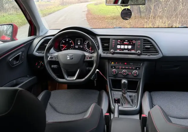 SEAT Leon SC 2.0 TDI DPF Start&Stop DSG FR