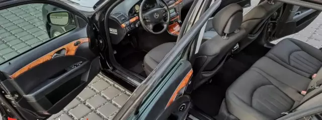 MERCEDES-BENZ Klasa E 