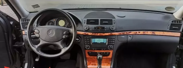 MERCEDES-BENZ Klasa E 