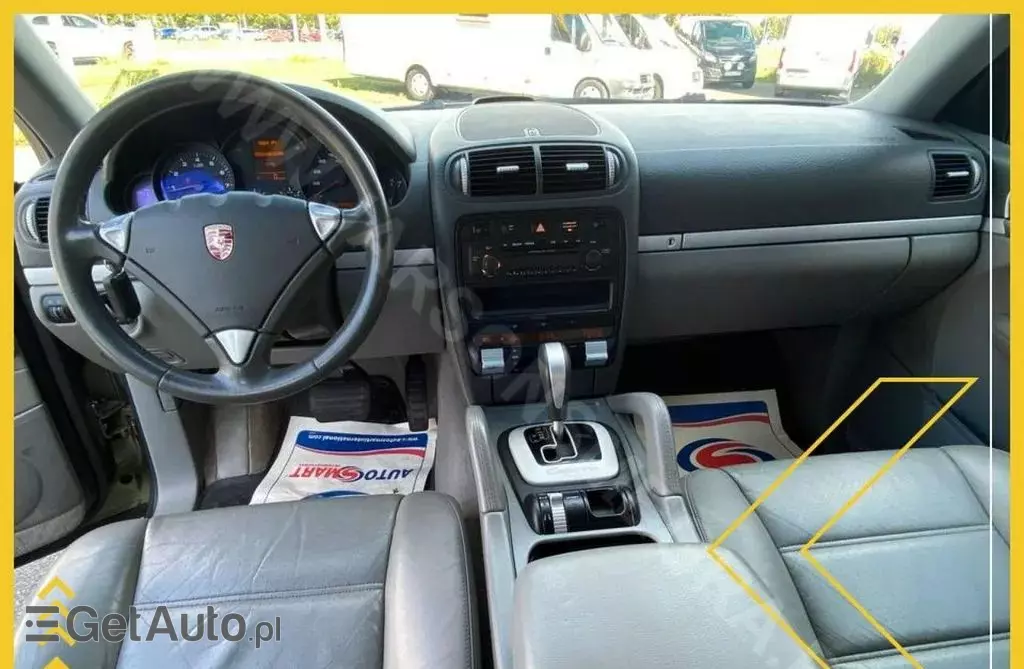 PORSCHE Cayenne 