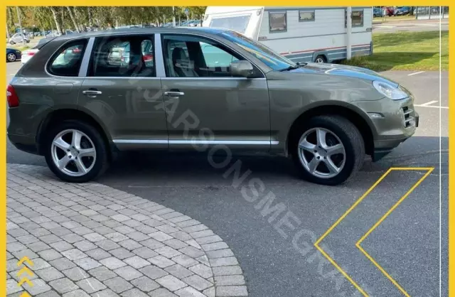 PORSCHE Cayenne 