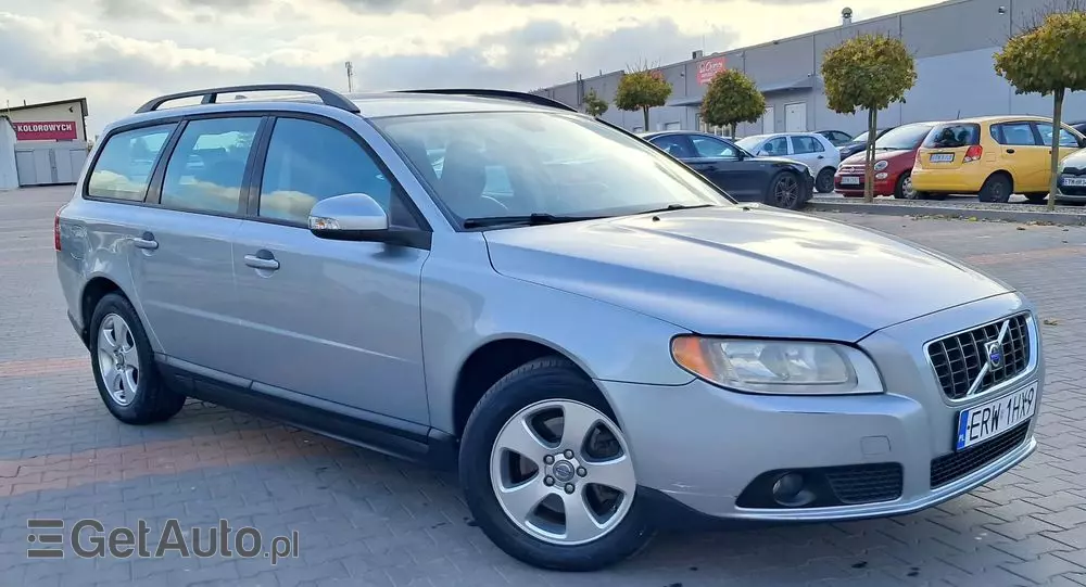 VOLVO V70 2.0 Momentum