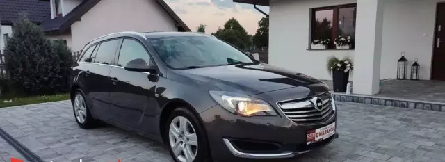 OPEL Insignia 